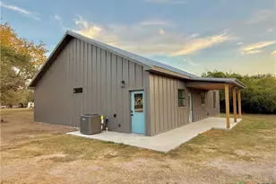 84 Paloma Rd, Victoria, TX 77905 - Photo 28
