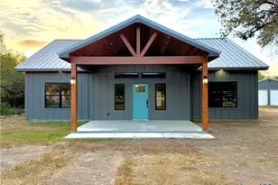 84 Paloma Rd, Victoria, TX 77905 - Photo 2