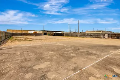 1508 N Ben Jordan Street, Victoria, TX 77901 - Photo 36