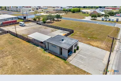 1508 N Ben Jordan Street, Victoria, TX 77901 - Photo 18