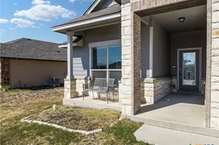 1821 Fall Creek Ct, Copperas Cove, TX 76522 - Photo 8