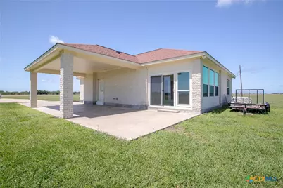 394 Sunrise Bay Drive, Port Lavaca, TX 77979 - Photo 4
