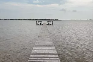 394 Sunrise Bay Dr, Port Lavaca, TX 77979 - Photo 6