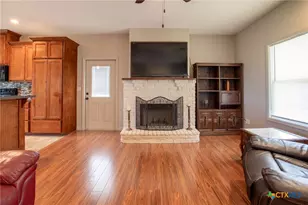 394 Sunrise Bay Dr, Port Lavaca, TX 77979 - Photo 12