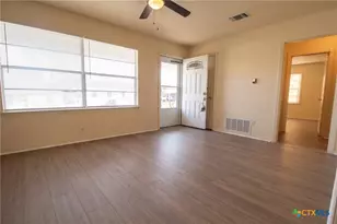 204 Allen St, Copperas Cove, TX 76522 - Photo 2