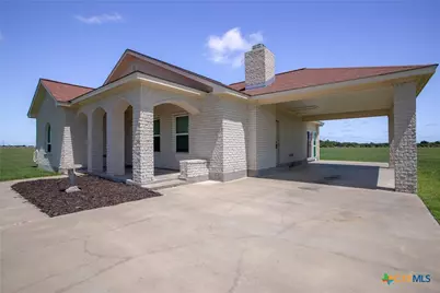 394 Sunrise Bay Drive, Port Lavaca, TX 77979 - Photo 4
