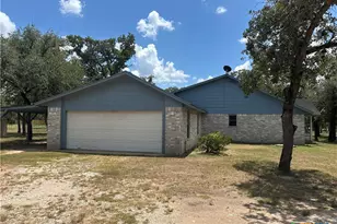 129 S McAdams Rd, Goliad, TX 77963 - Photo 4
