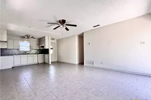 209 Prairie Ave, Rogers, TX 76569 - Photo 8