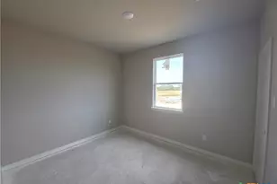 2022 Michigan Dr, Temple, TX 76504 - Photo 8