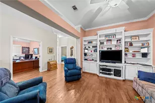103 Village Dr, Georgetown, TX 78628 - Photo 10