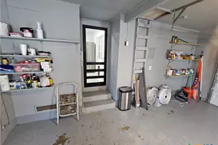 2002 N Wheeler St, Victoria, TX 77901 - Photo 32