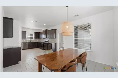 125 Flatland Trail, San Marcos, TX 78666 - Photo 16