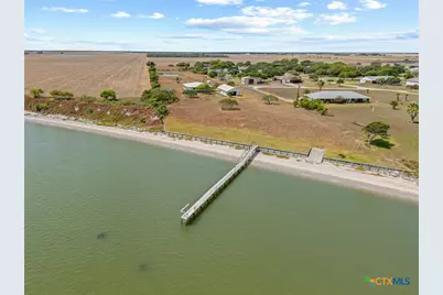 96 E Meadowlark Drive, Port Lavaca, TX 77979 - Photo 1