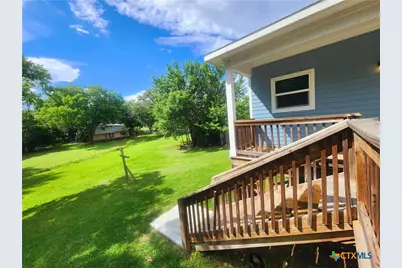 502 Migl Street, Yoakum, TX 77995 - Photo 28