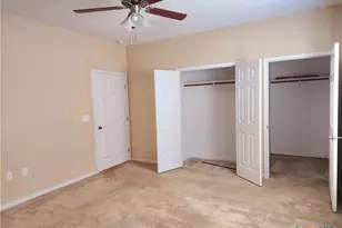 502 Migl St, Yoakum, TX 77995 - Photo 20