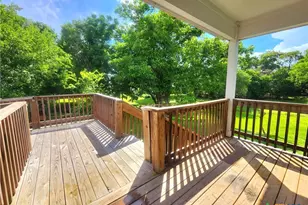502 Migl St, Yoakum, TX 77995 - Photo 22