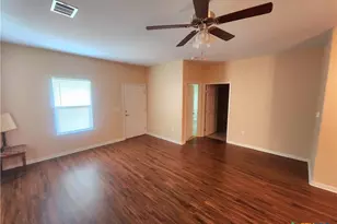 502 Migl St, Yoakum, TX 77995 - Photo 12