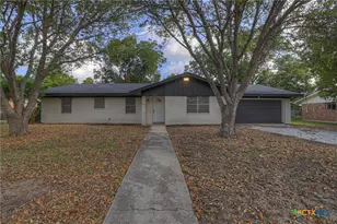 153 Swan Dr, New Braunfels, TX 78130 - Photo 2