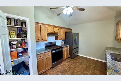 32 Tanyard Road, Morgans Point, TX 76513 - Photo 12