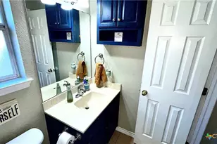 32 Tanyard Rd, Morgans Point Resort, TX 76513 - Photo 18