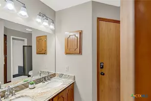 48 River Oak Dr, Seguin, TX 78155 - Photo 26