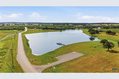 494 Flash Circle, Gonzales, TX 78648 - Photo 4
