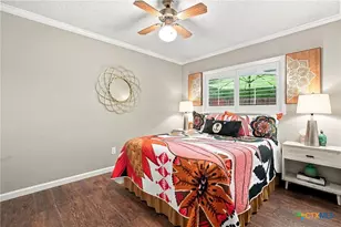 1217 Bluff Creek Cir, New Braunfels, TX 78130 - Photo 22