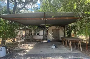 542/558 Flintstone Dr, Canyon Lake, TX 78133 - Photo 1