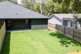 205 Boyles St, Belton, TX 76513 - Photo 4