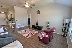 2214 Petersburg Ln, Temple, TX 76504 - Photo 6