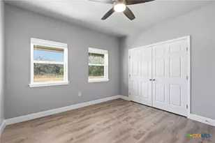 475 Cross Rd, Kingsbury, TX 78638 - Photo 12