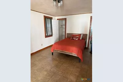 215 N Houston Avenue, Cameron, TX 76520 - Photo 26