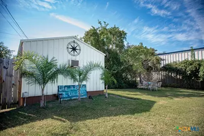 1207 W Madison Avenue, Port O'Connor, TX 77982 - Photo 12