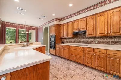 121 Wallace Boulevard, Cameron, TX 76520 - Photo 12