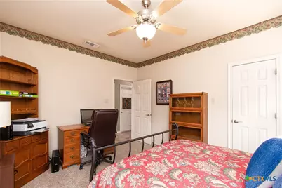 121 Wallace Boulevard, Cameron, TX 76520 - Photo 36