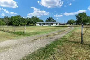 8707 E Hwy 6, Riesel, TX 76682 - Photo 36
