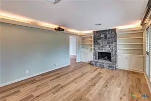 194 Westpark Ave, Victoria, TX 77905 - Photo 8