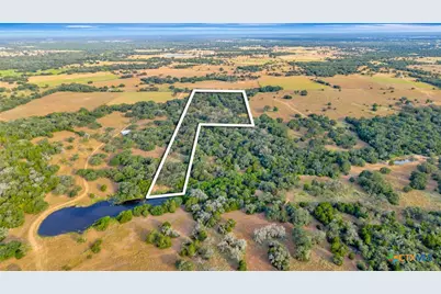 410 Cr 426, Yoakum, TX 77995 - Photo 34