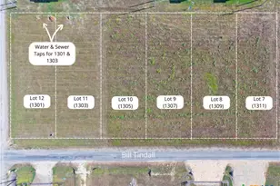 1311 W Bill Tindall Ave, Seadrift, TX 77983 - Photo 1