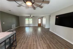 433 W Klein Rd, New Braunfels, TX 78130 - Photo 6
