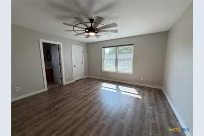 433 W Klein Road, New Braunfels, TX 78130 - Photo 16