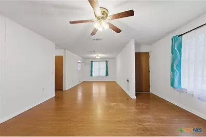 520 Seydler Street, Gonzales, TX 78629 - Photo 8