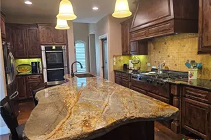 2613 Red Bud Way, New Braunfels, TX 78132 - Photo 6