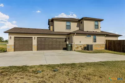 1018 Saddle Bluff Drive, Salado, TX 76571 - Photo 2