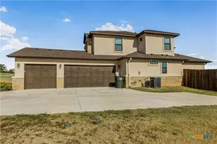 1018 Saddle Bluff Dr, Salado, TX 76571 - Photo 2