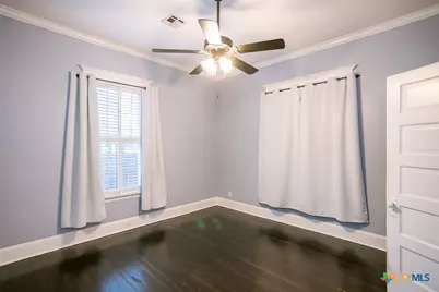 907 N Craig Street, Victoria, TX 77901 - Photo 18