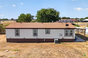 100 Hillside Dr, Troy, TX 76579 - Photo 8