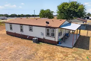 100 Hillside Dr, Troy, TX 76579 - Photo 6