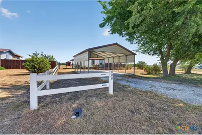 100 Hillside Drive, Troy, TX 76579 - Photo 2