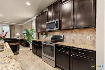 2909 Sunset Summit Summit, New Braunfels, TX 78130 - Photo 4